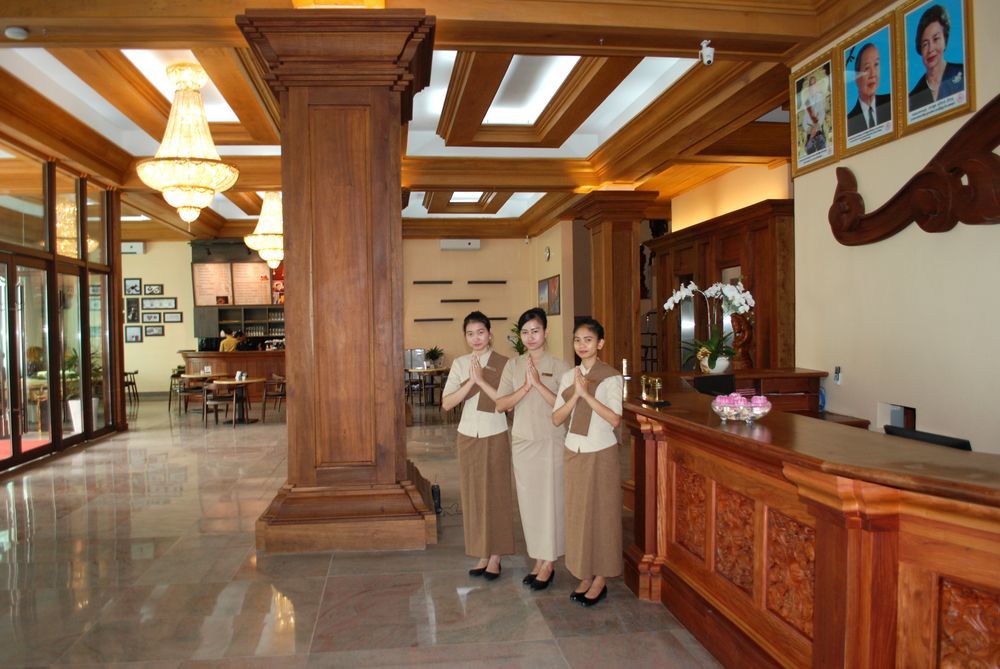 Phnom Penh Era Hotel Экстерьер фото